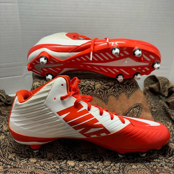 Nike Football Cleats Size 13.5 Mens Orange White Flash Vapor 3/4 TD 645729-118 - Picture 1 of 12